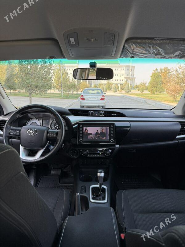 Toyota Hilux 2022 - 588 000 TMT - Ашхабад - img 5