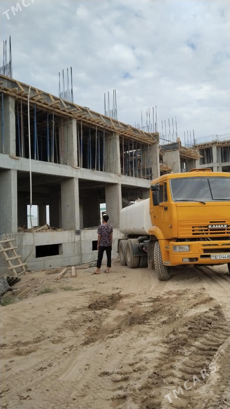 Kamaz 5511 2009 - 300 000 TMT - Bekrewe - img 3