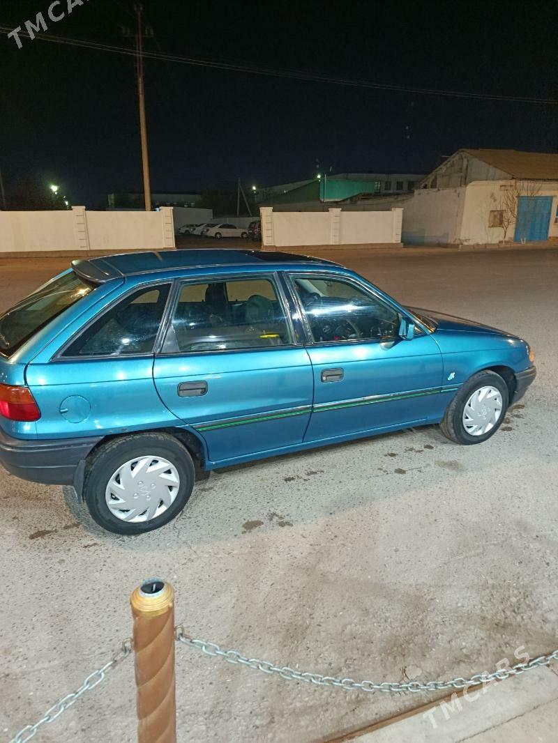 Opel Astra 1993 - 40 000 TMT - Daşoguz - img 4