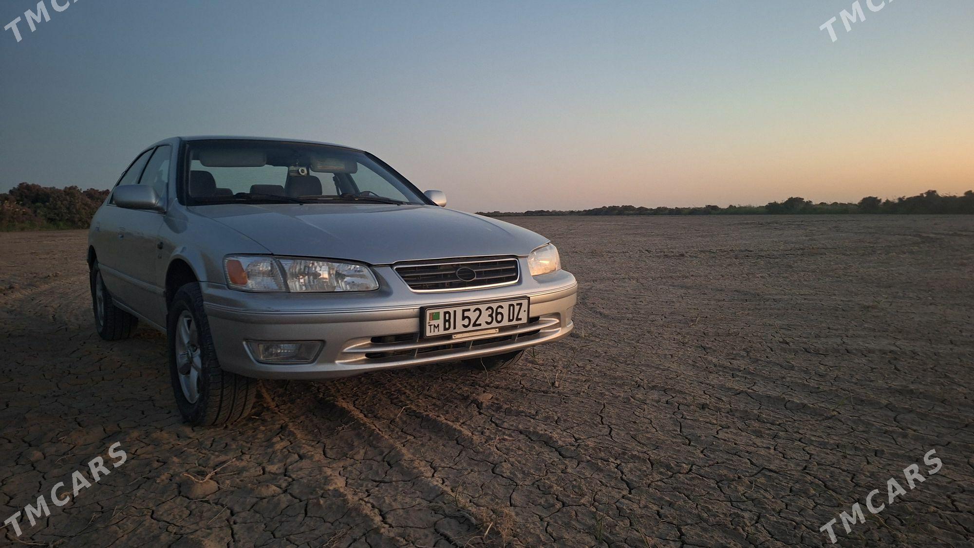 Toyota Camry 1999 - 150 000 TMT - етр. Туркменбаши - img 2