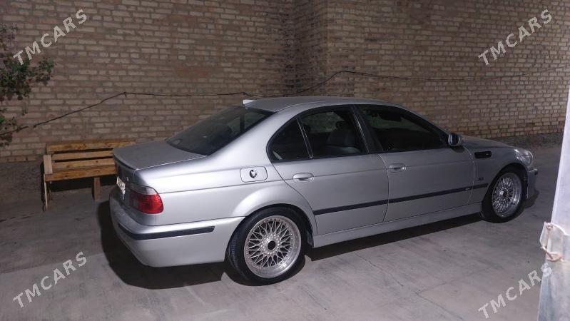 BMW E39 2000 - 130 000 TMT - Bäherden - img 5