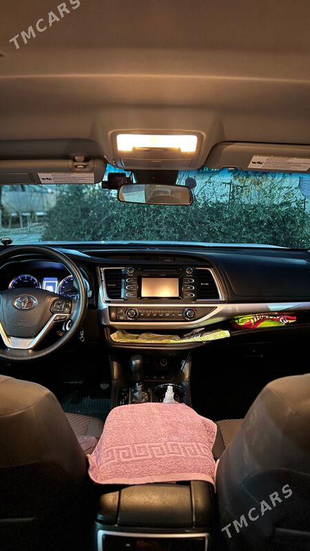 Toyota Highlander 2019 - 390 000 TMT - Aşgabat - img 4