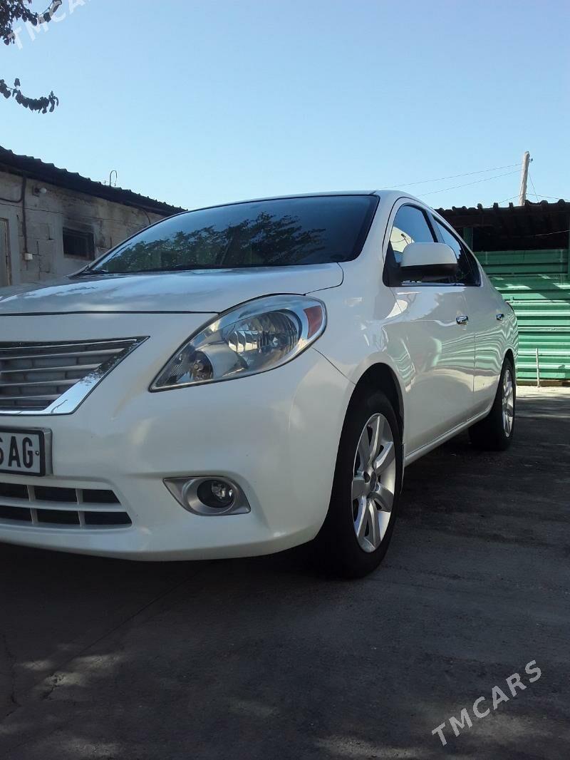 Nissan Versa 2011 - 119 000 TMT - Бузмеин - img 2