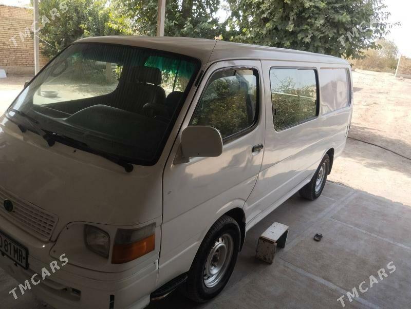 Toyota Hiace 2002 - 120 000 TMT - Байрамали - img 2