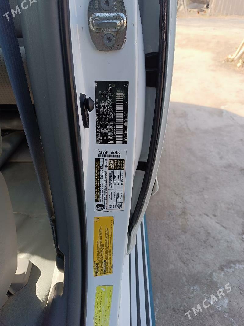 Toyota Sienna 2009 - 280 000 TMT - Кёнеургенч - img 4