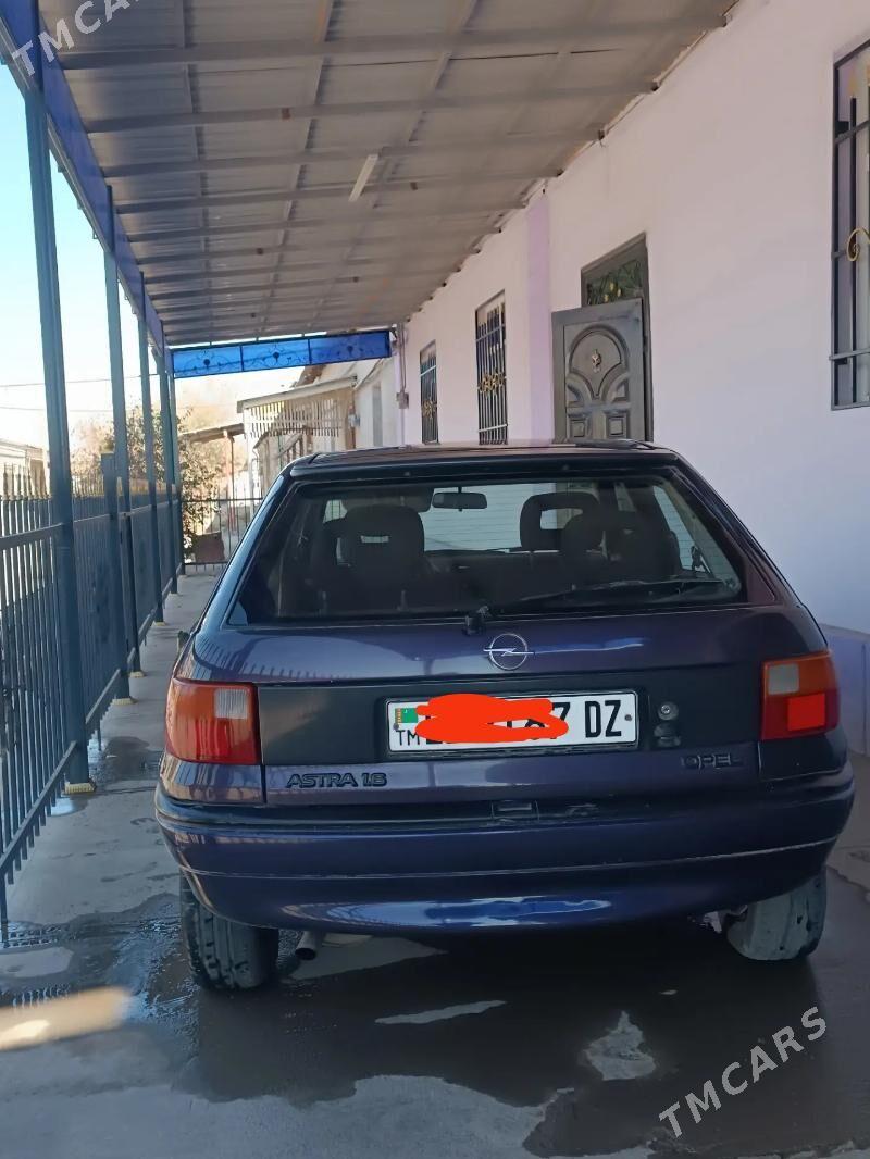 Opel Astra 1994 - 50 000 TMT - Дашогуз - img 3