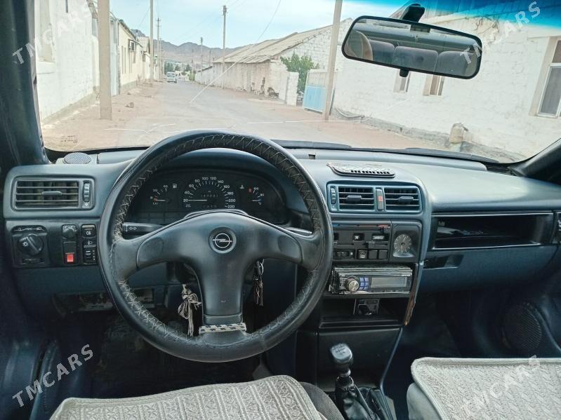 Opel Vectra 1992 - 32 000 TMT - Туркменбаши - img 3