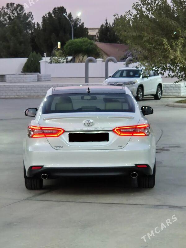 Toyota Camry 2023 - 643 500 TMT - Ашхабад - img 6