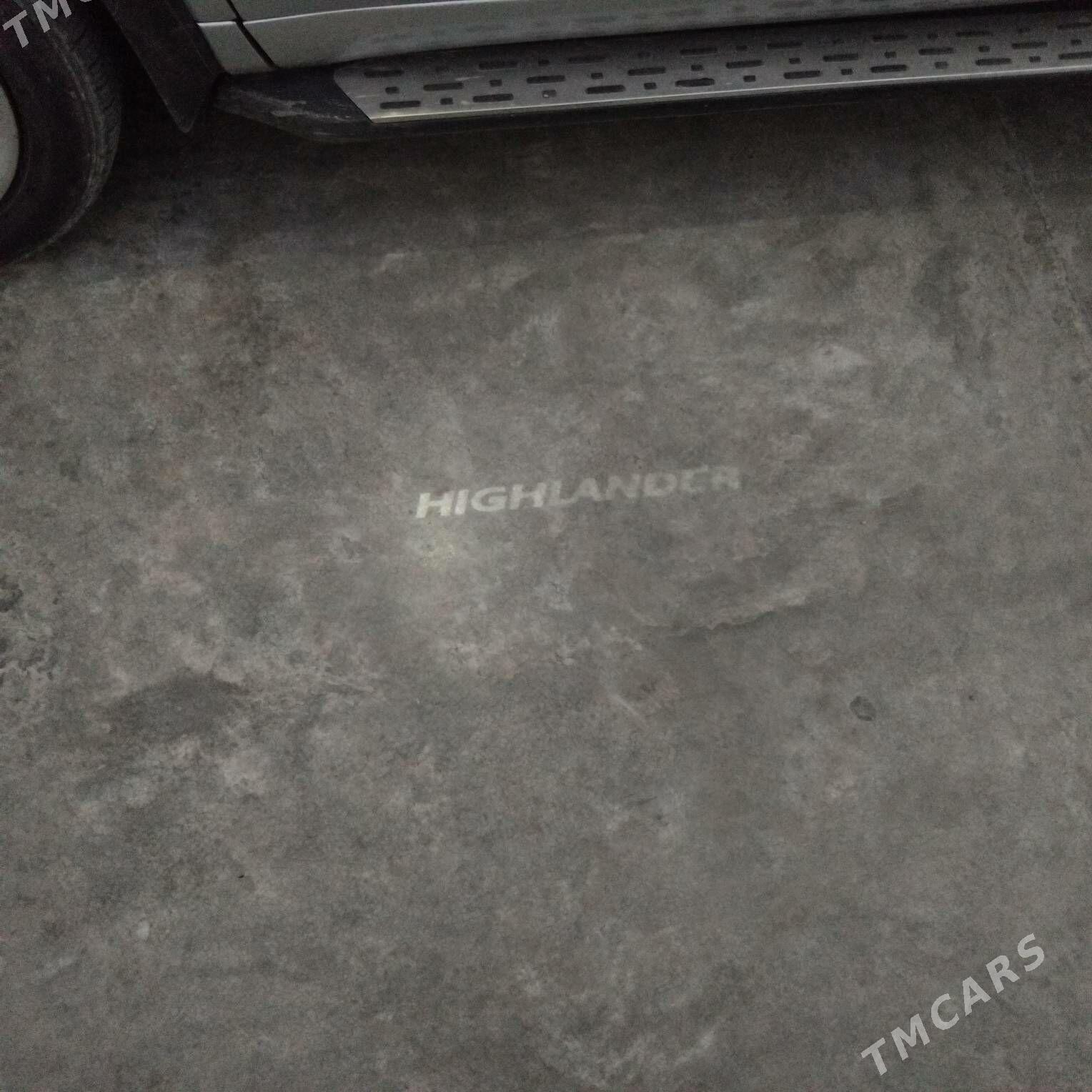 Toyota Highlander 2019 - 435 000 TMT - Ашхабад - img 4