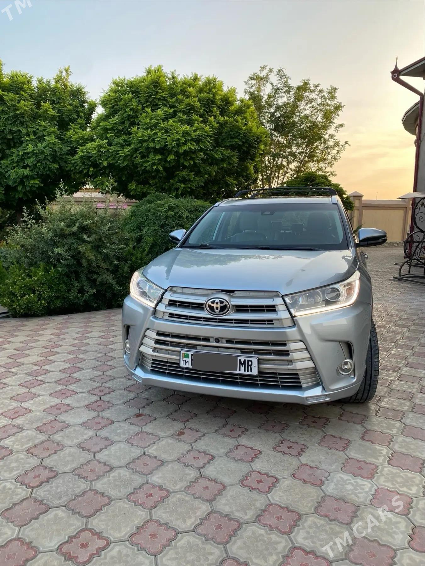 Toyota Highlander 2019 - 435 000 TMT - Ашхабад - img 10