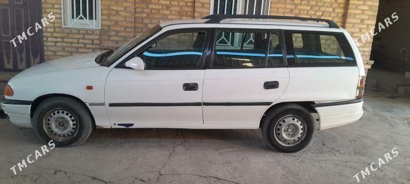 Opel Astra 1998 - 35 000 TMT - Mary - img 5