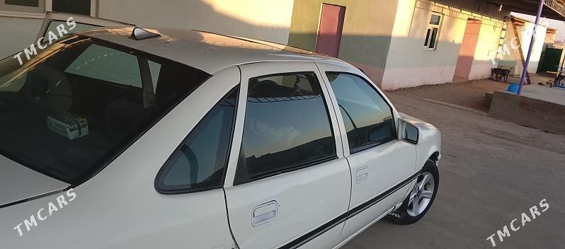 Opel Vectra 1991 - 26 000 TMT - Sarahs - img 1