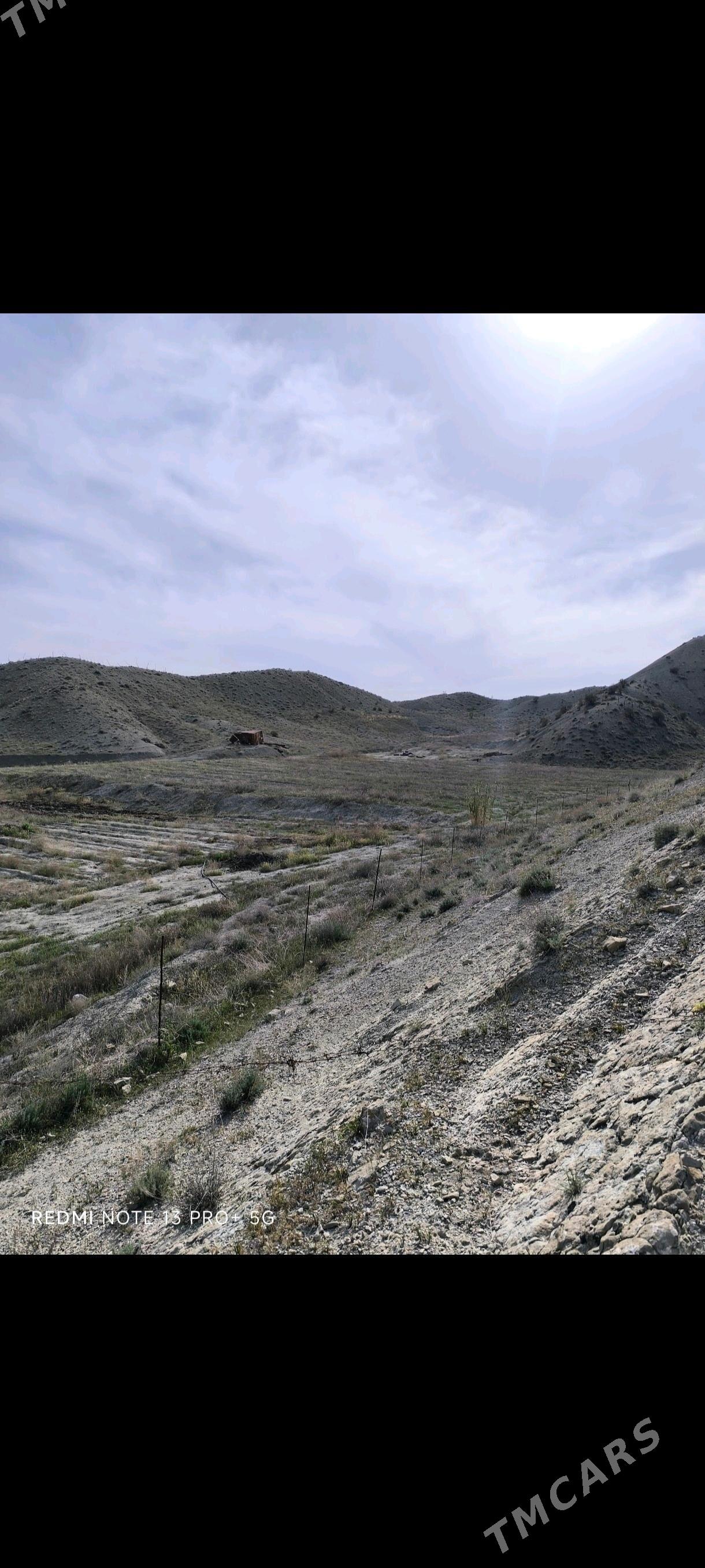 Satlyk yer - Махтумкули - img 2