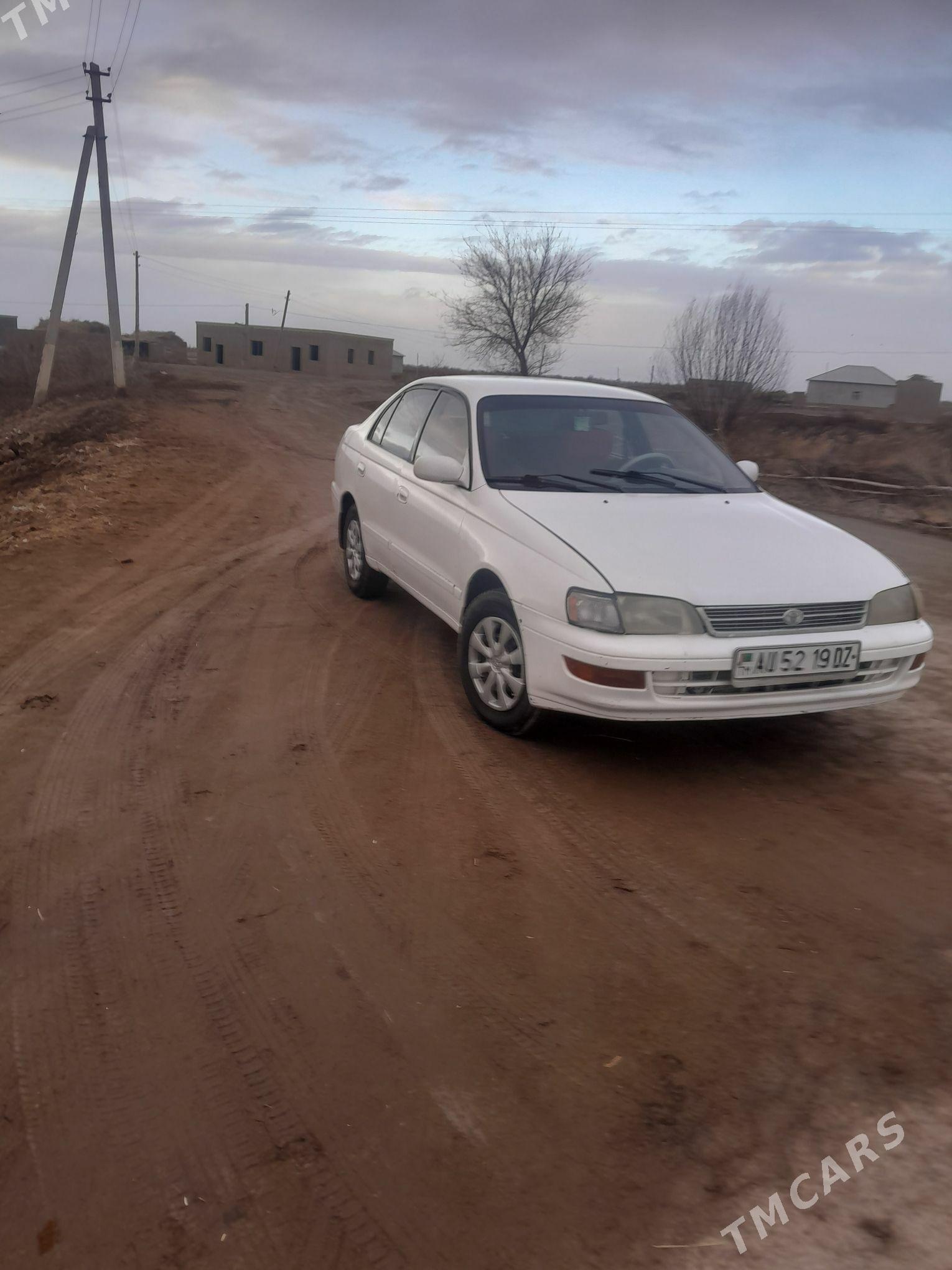 Toyota Corona 1993 - 50 000 TMT - Гурбансолтан Едже - img 1