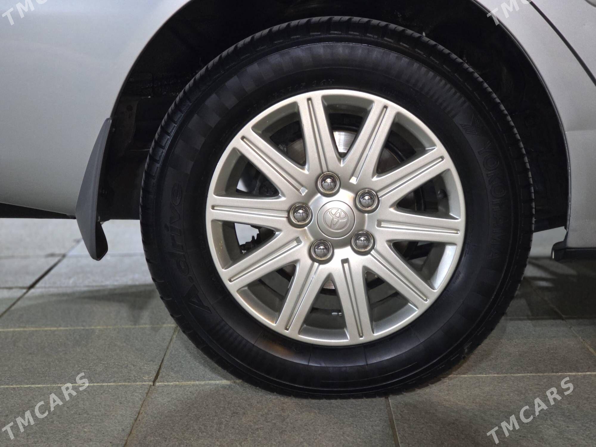 Toyota Camry 2005 - 350 000 TMT - Ашхабад - img 10