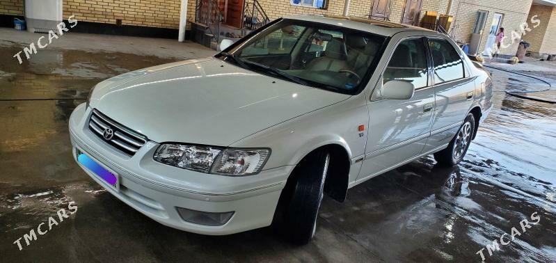 Toyota Camry 2000 - 220 000 TMT - Baýramaly - img 2