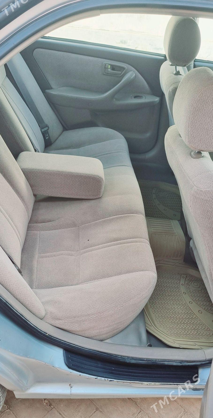 Toyota Camry 2001 - 145 000 TMT - Халач - img 6