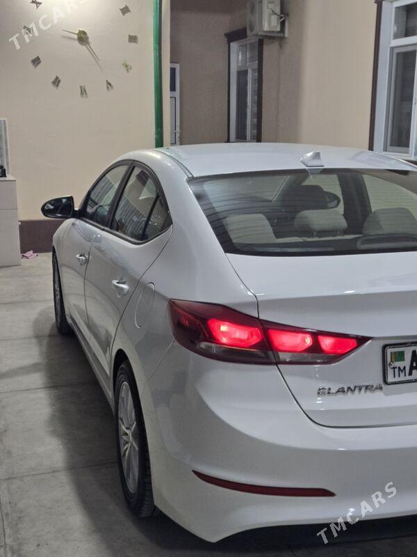 Hyundai Elantra 2017 - 185 000 TMT - Änew - img 4