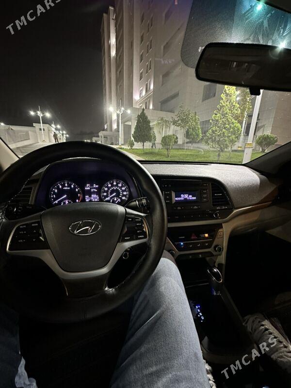 Hyundai Elantra 2017 - 185 000 TMT - Änew - img 1