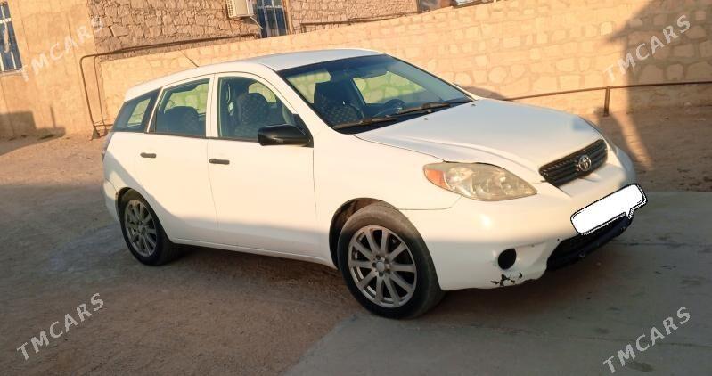 Toyota Matrix 2004 - 102 000 TMT - Балканабат - img 3