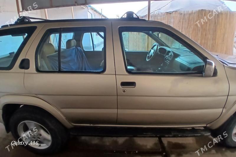 Nissan Pathfinder 1999 - 80 000 TMT - Акдепе - img 3