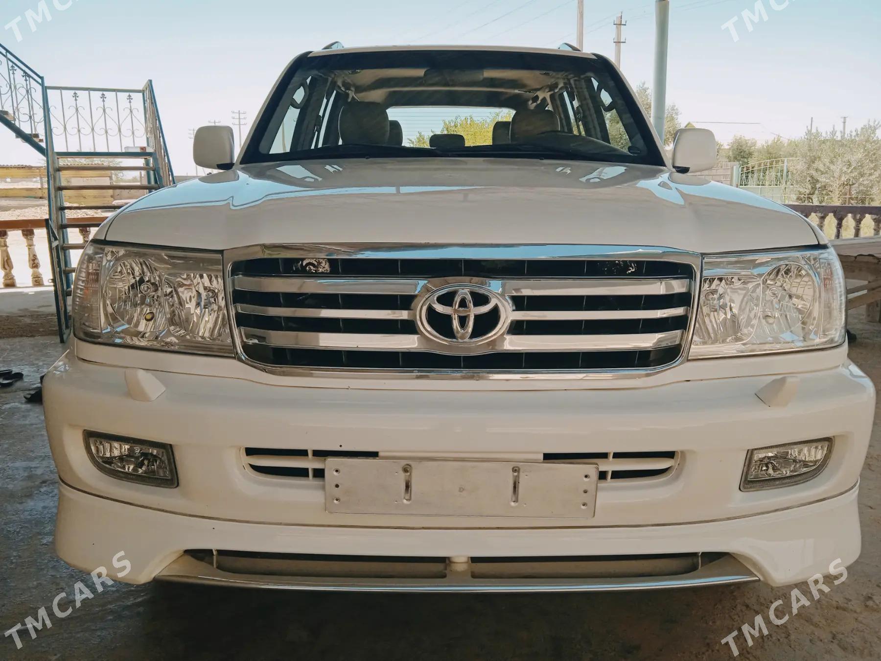 Toyota Land Cruiser 2000 - 320 000 TMT - Etrek - img 1