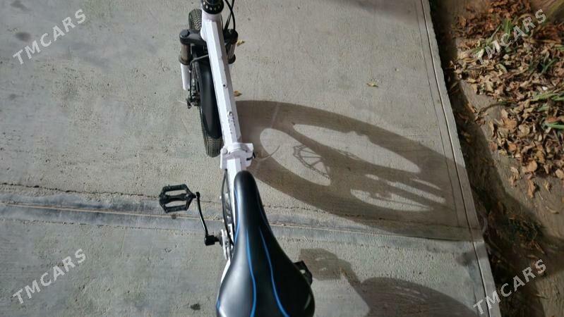 Bmw Tigir - Кëши - img 3