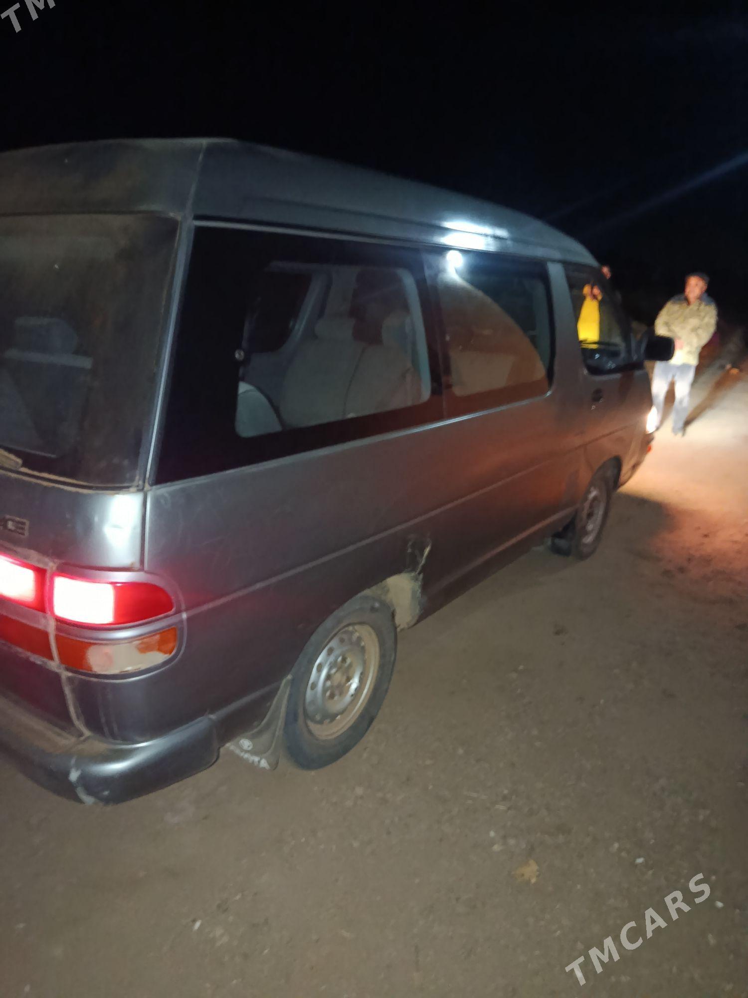 Toyota Town Ace 1993 - 40 000 TMT - Gubadag - img 3