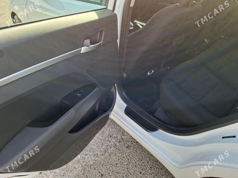 Hyundai Elantra 2020 - 240 000 TMT - Aşgabat - img 10
