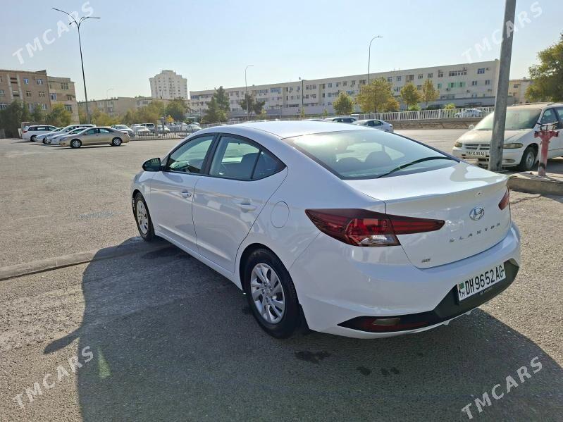 Hyundai Elantra 2020 - 240 000 TMT - Aşgabat - img 3