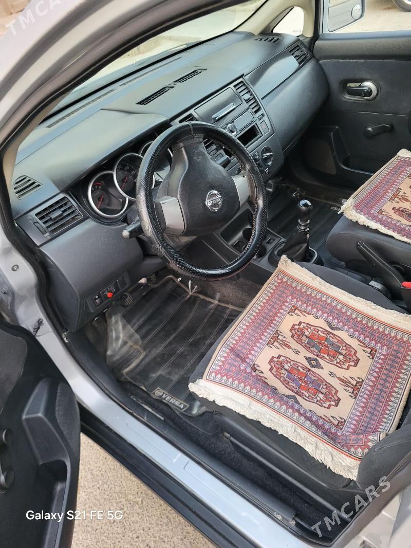 Nissan Versa 2009 - 89 000 TMT - Änew - img 5