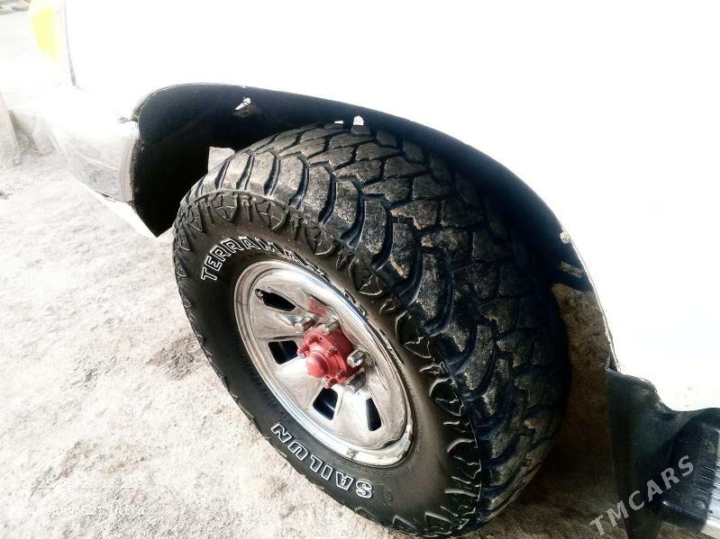 Toyota 4Runner 1990 - 45 000 TMT - Köneürgenç - img 4