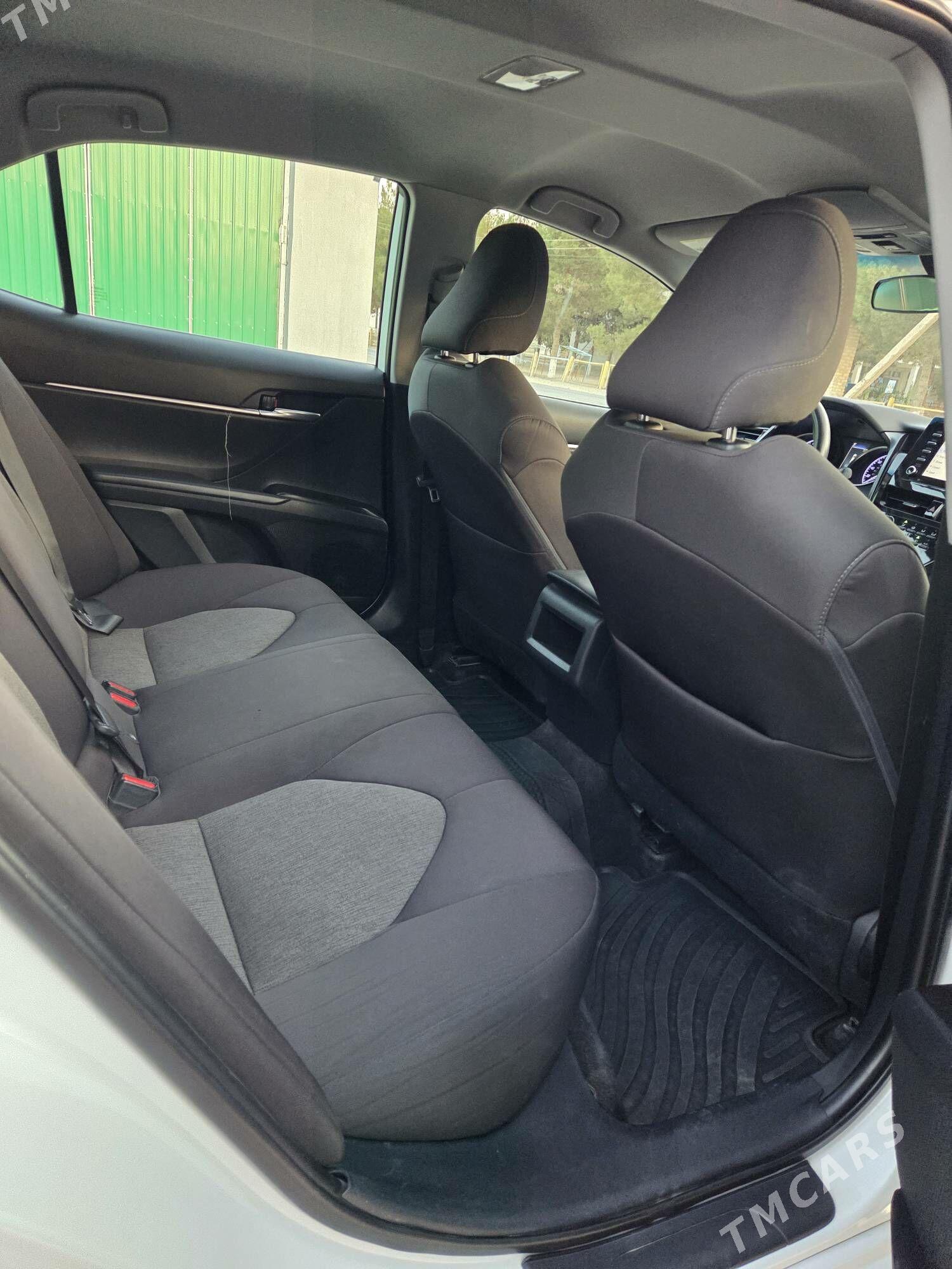 Toyota Camry 2021 - 300 000 TMT - Мары - img 6