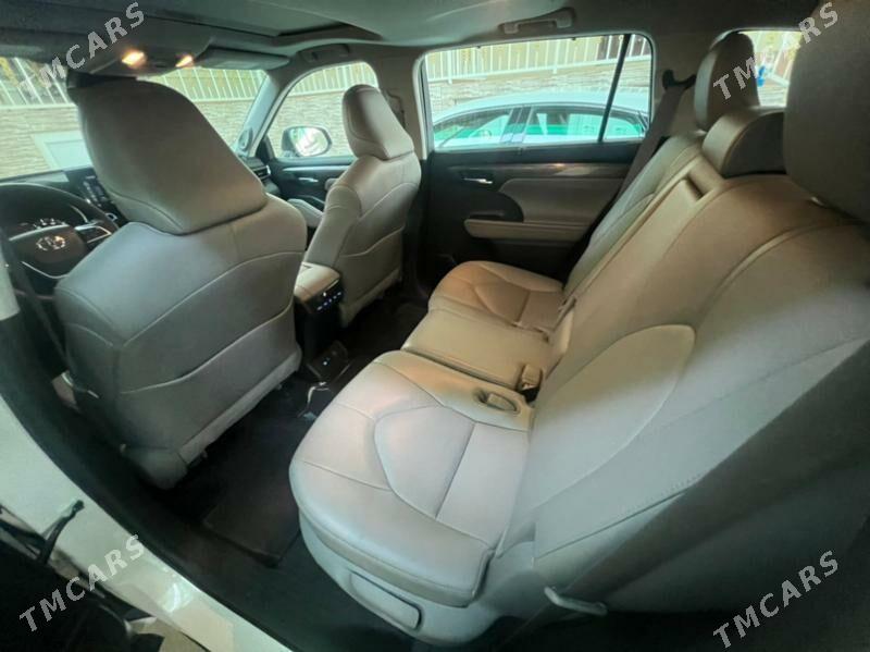 Toyota Highlander 2022 - 690 000 TMT - Aşgabat - img 4