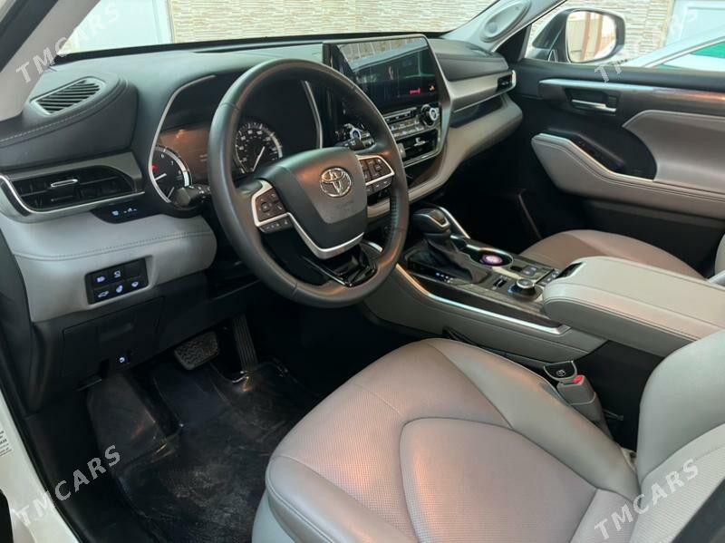 Toyota Highlander 2022 - 690 000 TMT - Aşgabat - img 6