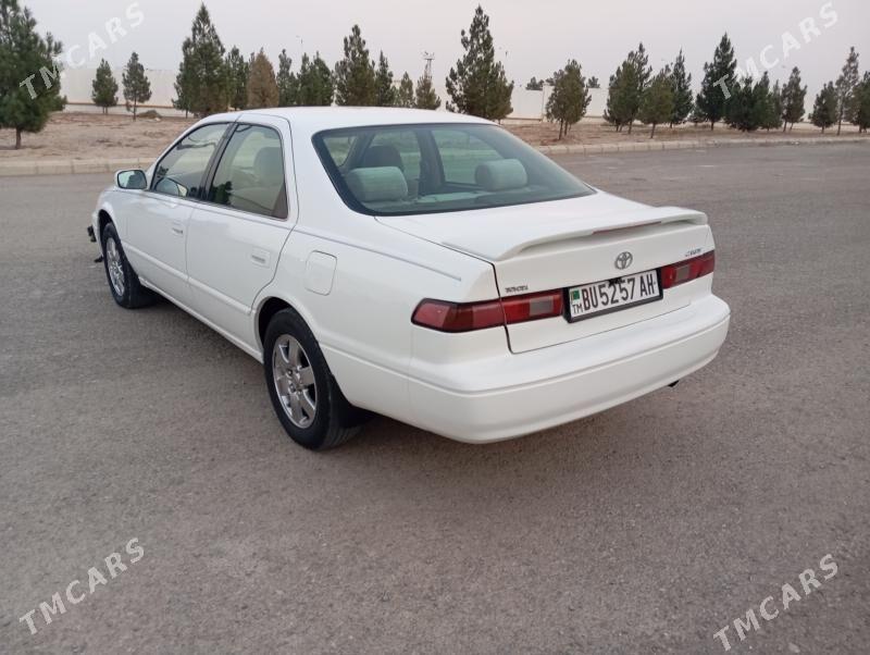 Toyota Camry 1999 - 135 000 TMT - Кака - img 4