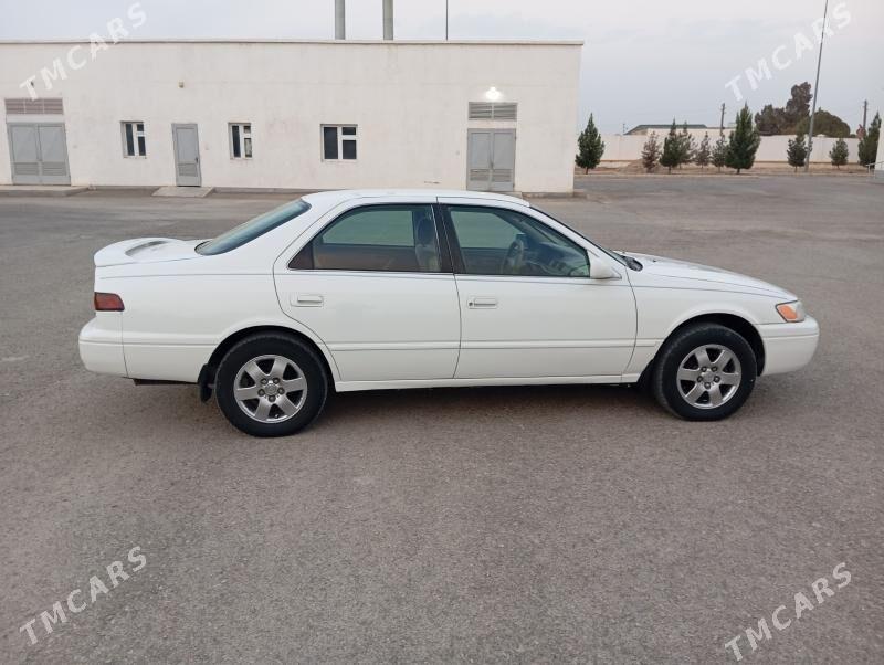 Toyota Camry 1999 - 135 000 TMT - Кака - img 7
