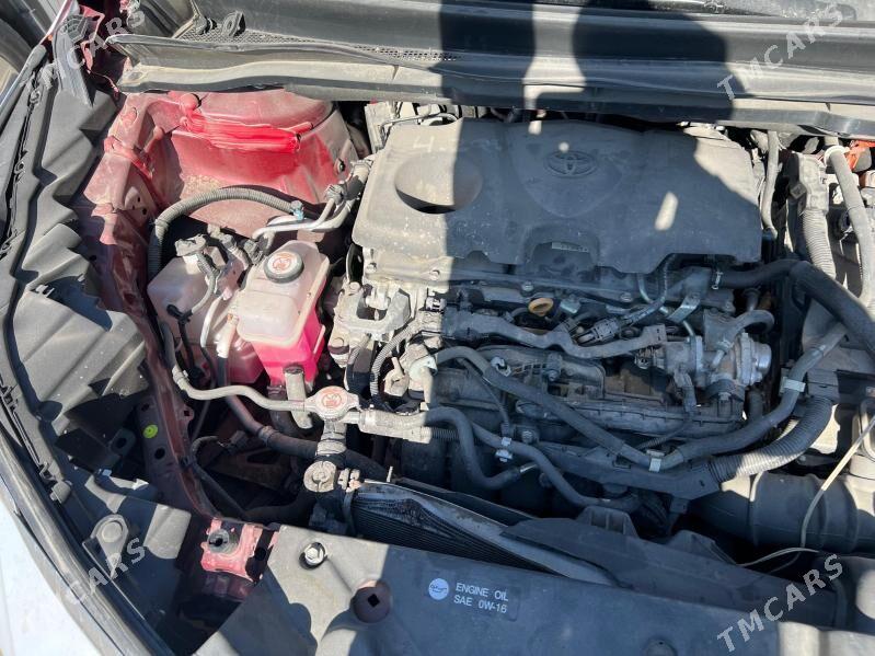 Toyota Sienna 2022 - 385 000 TMT - Ашхабад - img 4