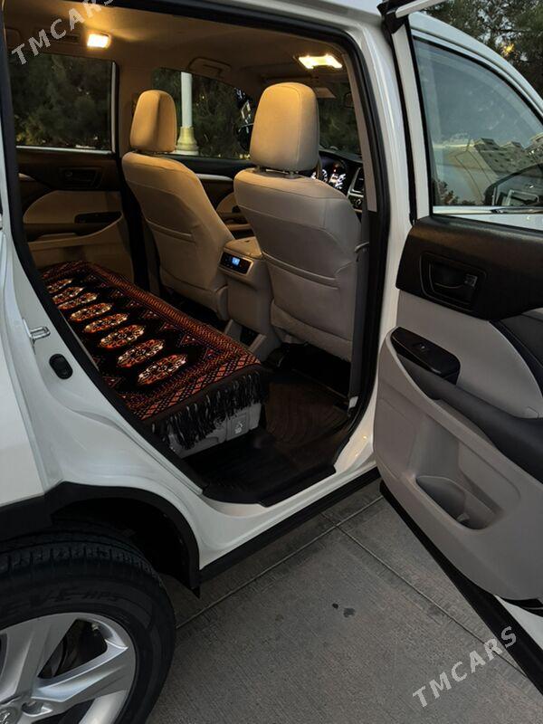 Toyota Highlander 2019 - 510 000 TMT - Ашхабад - img 5