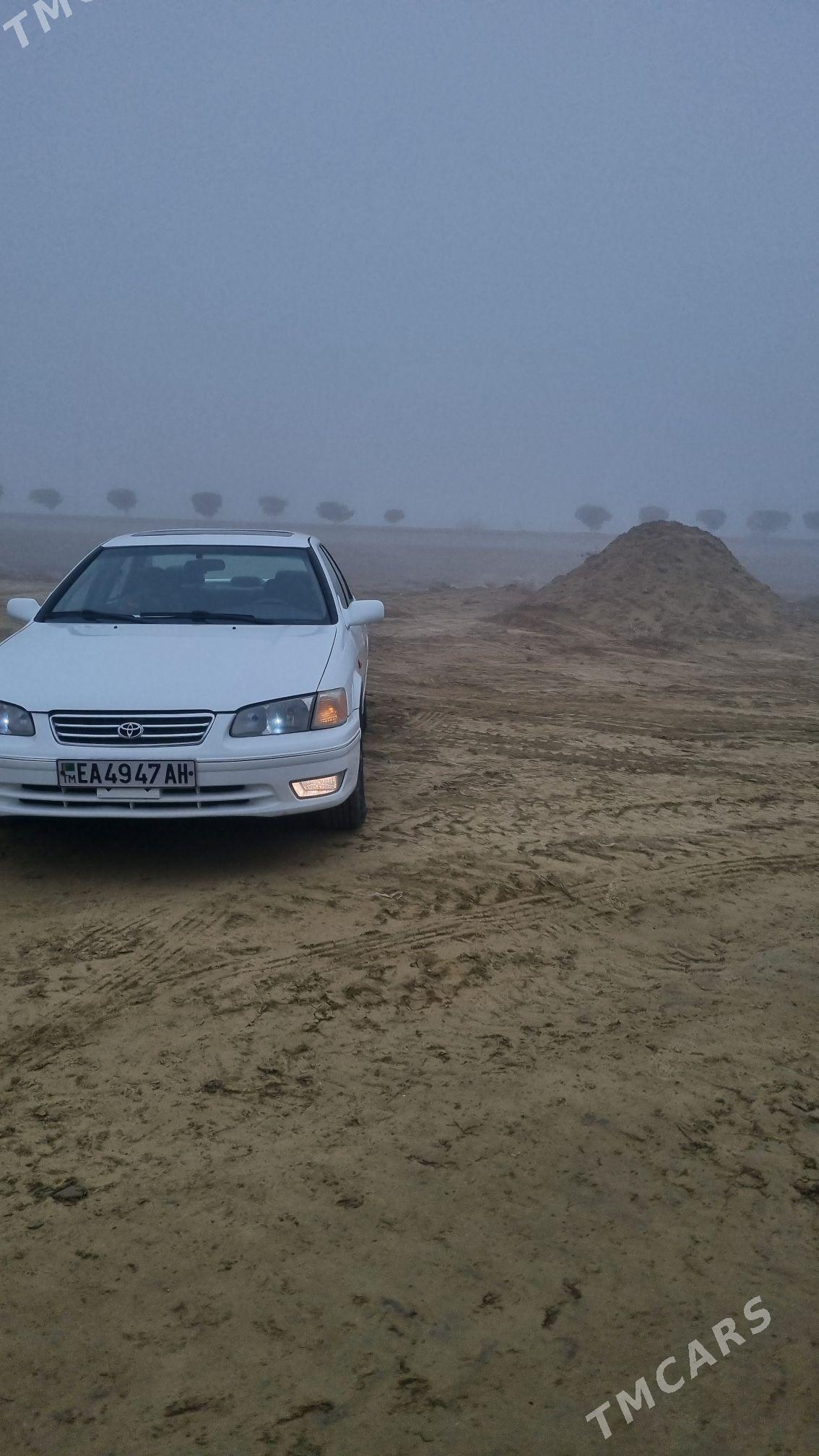 Toyota Camry 2001 - 135 000 TMT - Bäherden - img 2