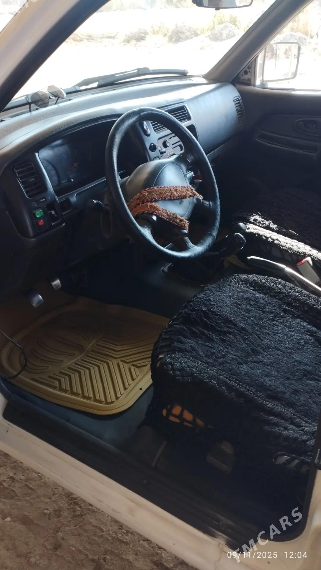 Nissan NV1500 2006 - 90 000 TMT - Sarahs - img 2