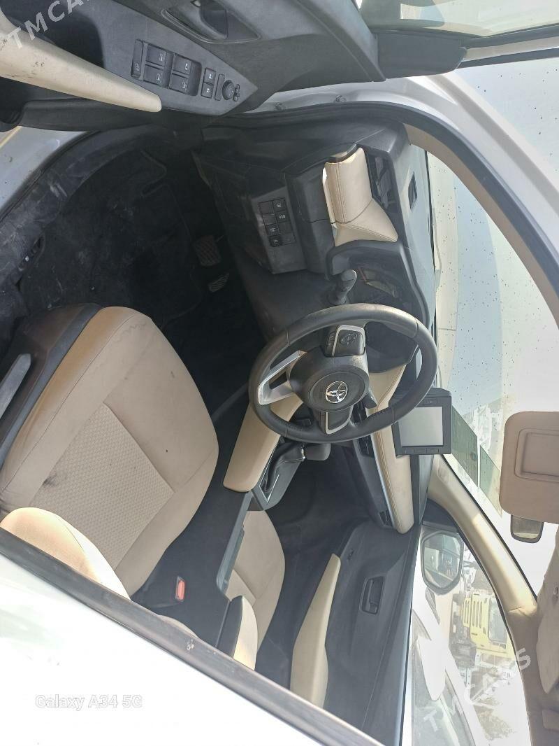 Toyota Camry 2022 - 250 000 TMT - Çoganly - img 5