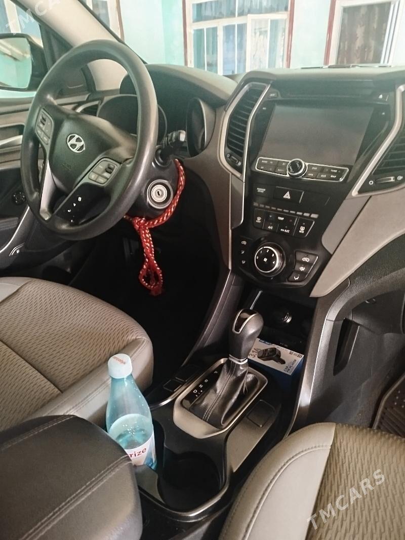 Hyundai Santa Fe Sport 2014 - 250 000 TMT - Саят - img 7