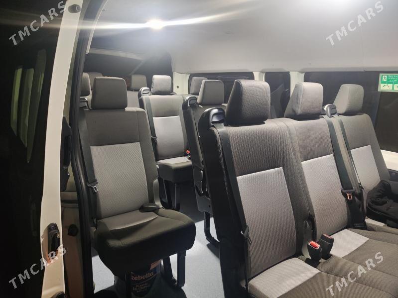 Toyota Hiace 2022 - 690 000 TMT - Ак-Бугдайский этрап - img 5