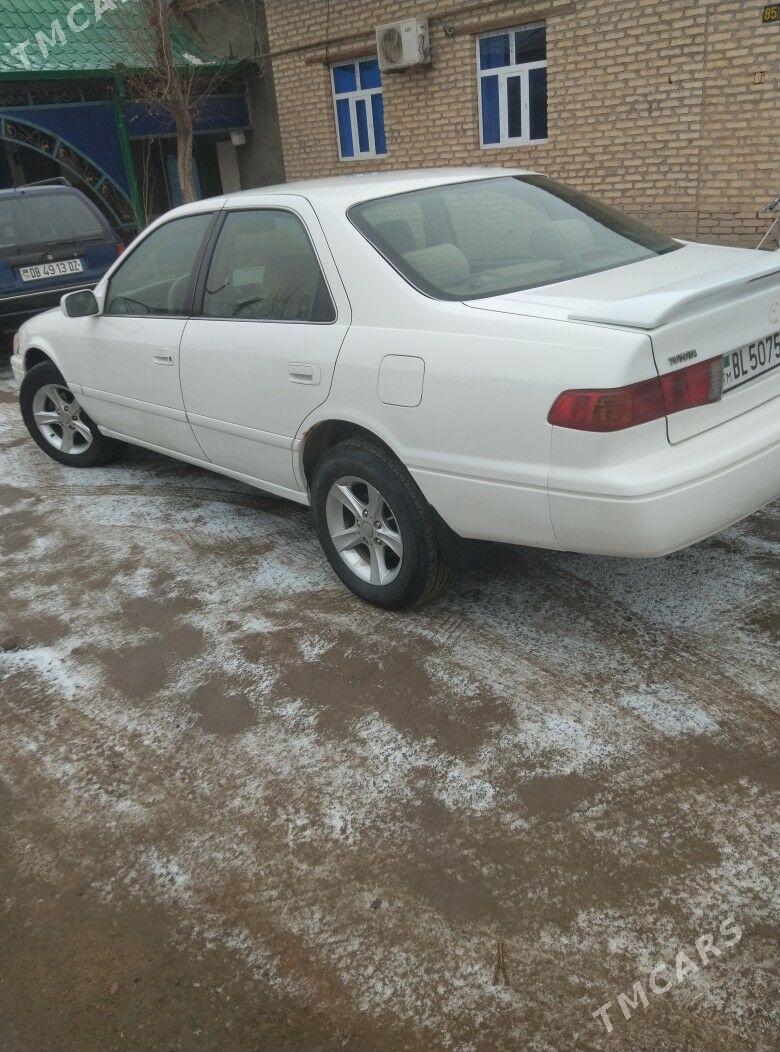 Toyota Camry 2001 - 160 000 TMT - Болдумсаз - img 5