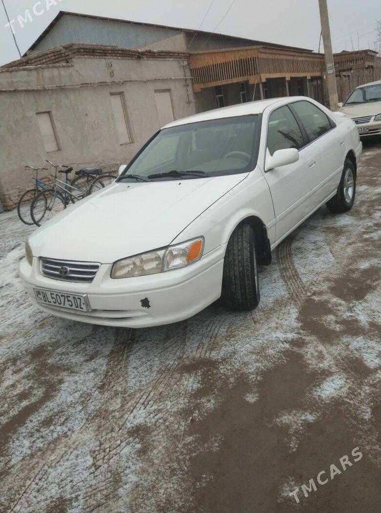 Toyota Camry 2001 - 160 000 TMT - Болдумсаз - img 6