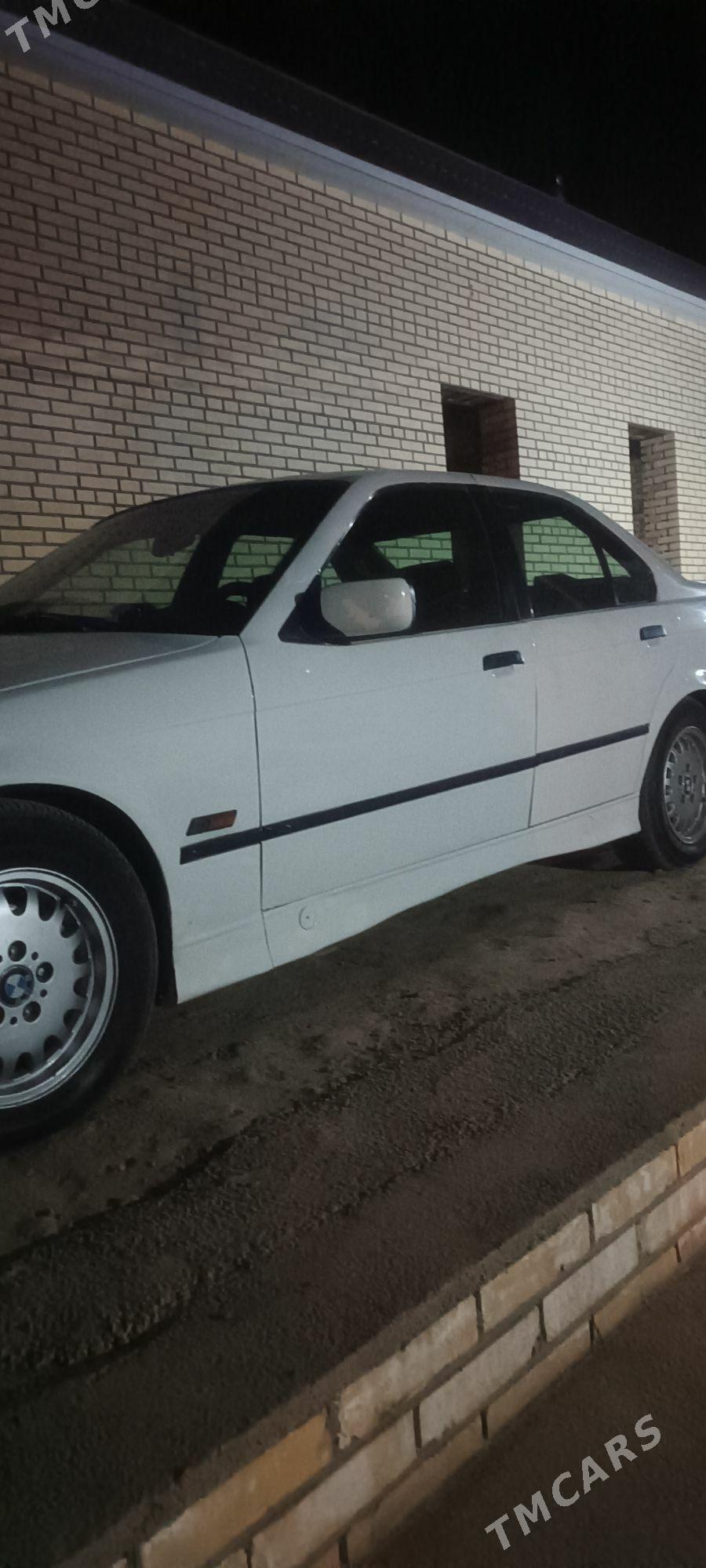 BMW 323 1996 - 49 000 TMT - Туркменгала - img 2