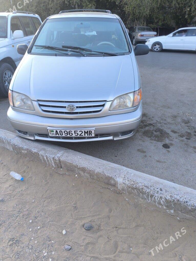 Toyota Sienna 2000 - 170 000 TMT - Серхетабат (Кушка) - img 2