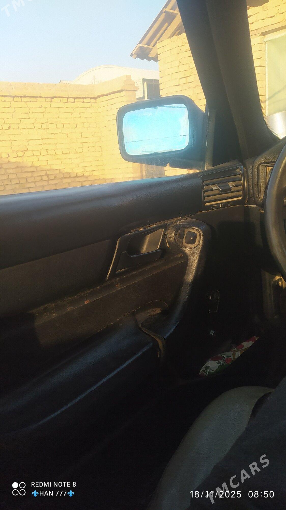 BMW 520 1988 - 45 000 TMT - Mary - img 3