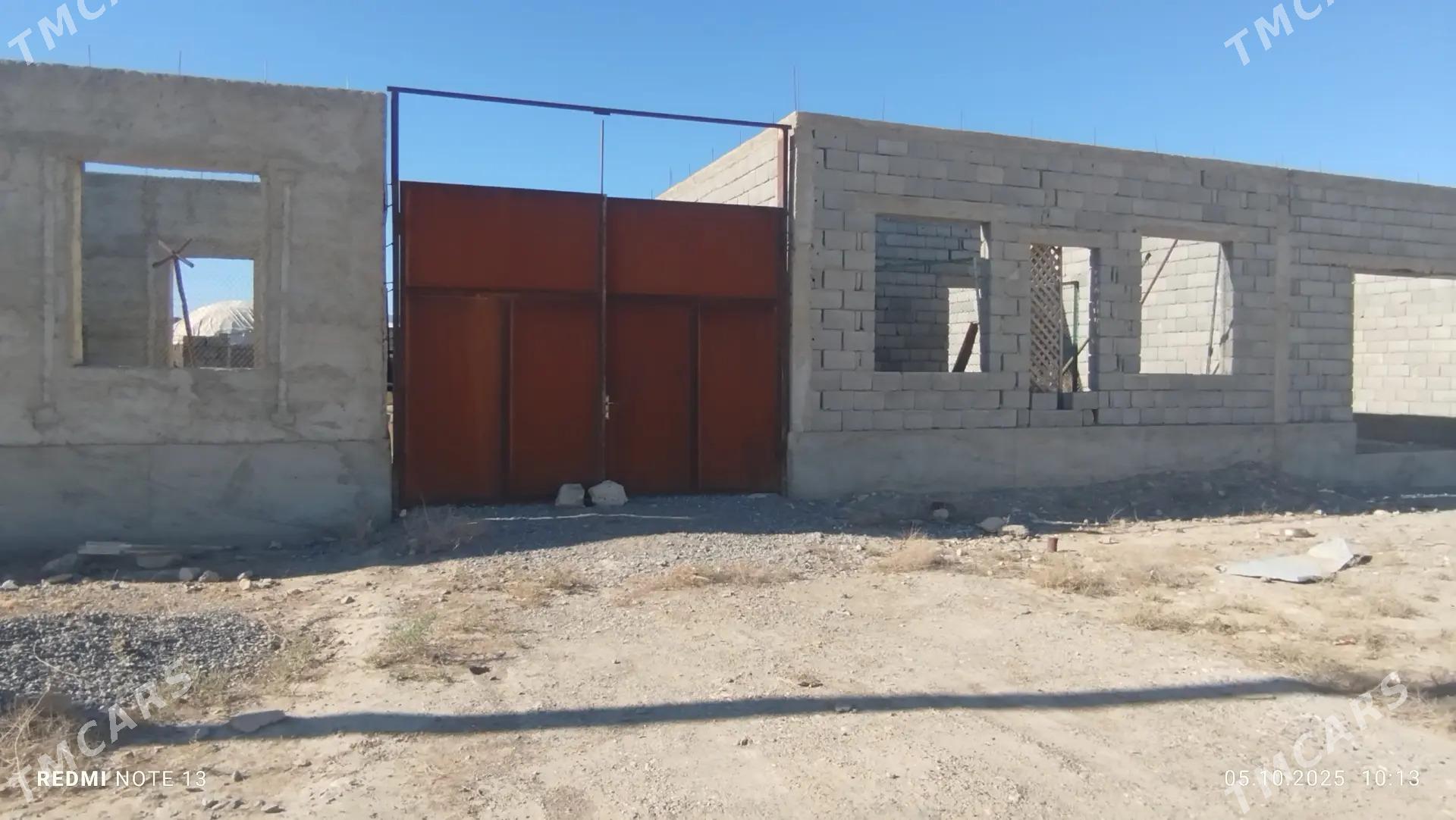 Satlyk jay - Карабогаз - img 1